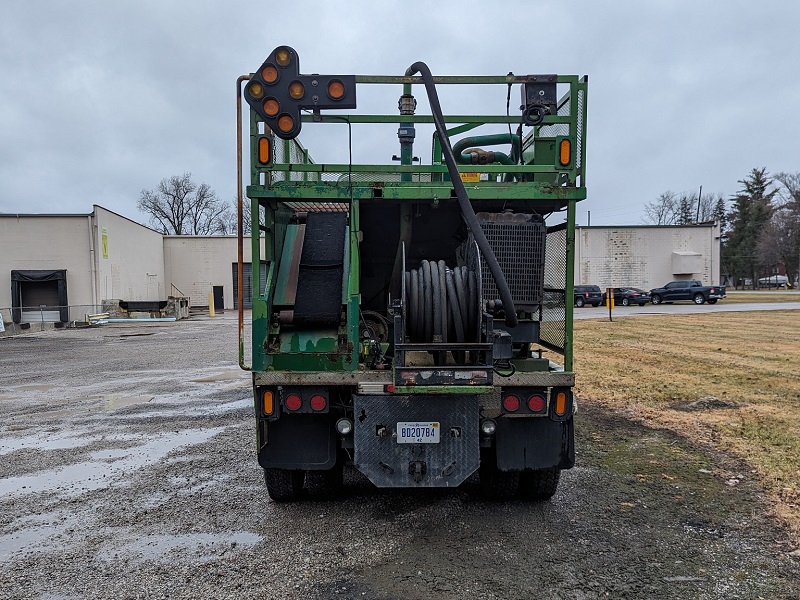 Used 2004 Bowie Imperial 1500 Rear View